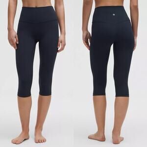 NWOT Lululemon Align High Rise Crop Leggings Size 20 Navy Yoga Nulu
